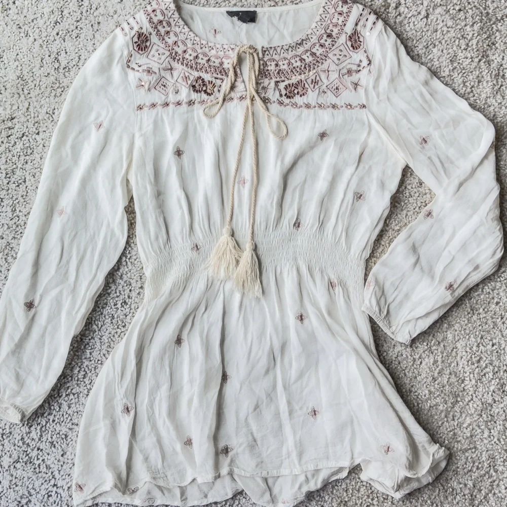 Fate Embroidered White Boho Blouse Size Small - Picture 13 of 14